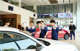 Đào tạo công nghệ kỹ thuật ô tô cùng các ngành kỹ thuật đảm bảo việc làm tại ĐH Duy Tân