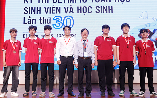 Sinh viên Duy Tân giành nhiều Giải thưởng tại Olympic Toán học Sinh viên và Học sinh lần thứ 30