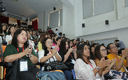 Hàng trăm giảng viên, sinh viên của các trường đại học khu vực Đông Nam Á tham dự sự kiện.