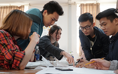 Sinh viên Duy Tân cùng Sinh viên Cal Poly Xây dựng Đồ án Thành phố Nông nghiệp Hiện đại