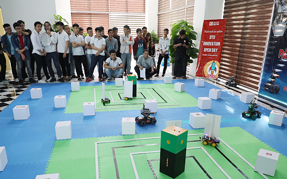 Mãn nhãn với các Trận đấu Kịch tính trong Cuộc thi “Robot Đại chiến 2020”