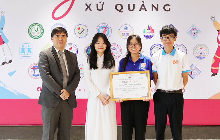 Đại học Duy Tân trao Giấy khen cho Tập thể, Cá nhân đạt giải tại Cuộc thi 