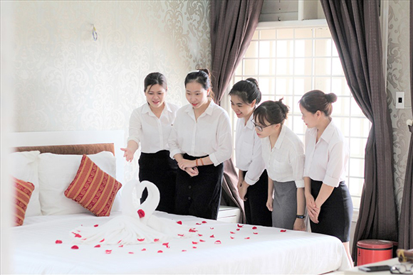 Sinh viên Du lịch thực hành ở khách sạn mini tại cơ sở Hà Bổng