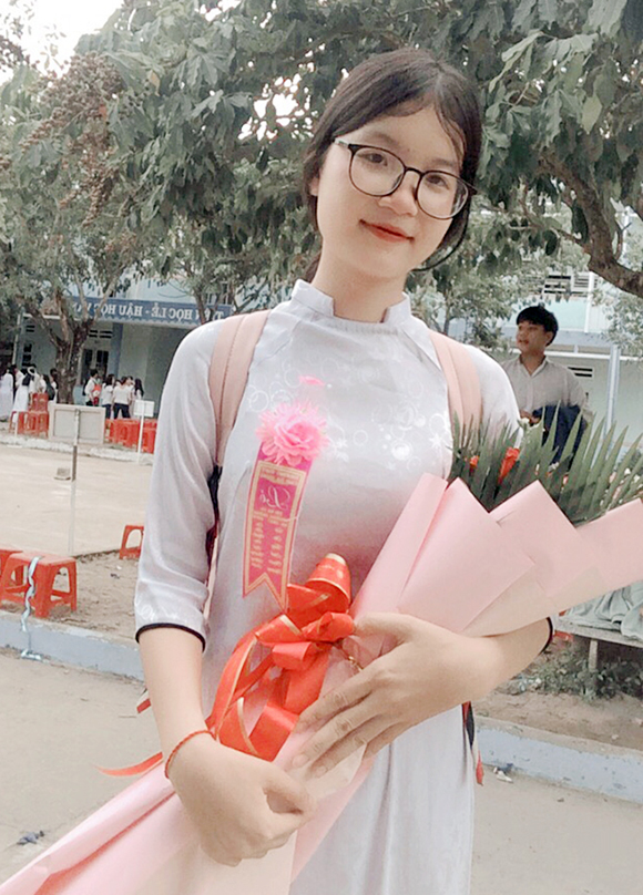 Nữ sinh đạt 9,25 môn Ngữ văn xét tuyển vào Trường Đại học Duy Tân