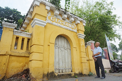 Bí ẩn gốc tích chiếc cổng Gia Định giữa lòng Sài Gòn