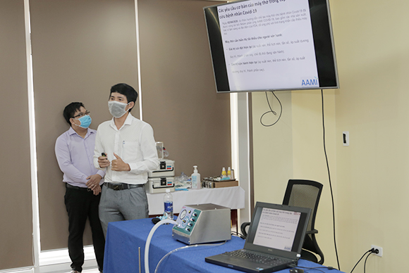 Độc đáo sản phẩm máy thở DTU-VENT để điều trị Covid-19 của một trường đại học