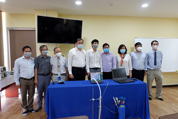 Đại học Duy Tân Nghiên cứu, Chế tạo Máy thở Hỗ trợ iều trị bệnh nhân nhiễm Covid-19