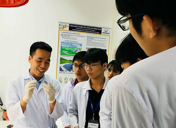 Nhiều nhà khoa học của ĐH Duy Tân nằm trong số 35 người Việt vào Top nhà khoa học ảnh hưởng nhất thế giới 2023