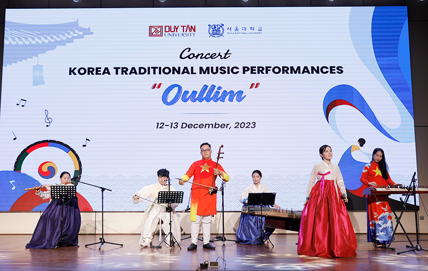 Tuần lễ Giao lưu Văn hóa ASEAN - Hàn Quốc tại Đại học Duy Tân