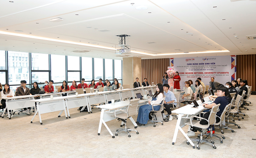 Chương trình Trao đổi với Trường Đại học Quốc gia Incheon (Hàn Quốc) tại Đại học Duy Tân