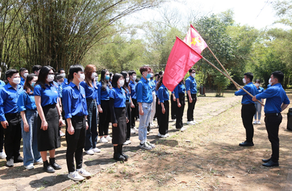 Tuổi trẻ Đại học Duy Tân cùng Hành trình về Địa chỉ Đỏ tại tỉnh Quảng Trị