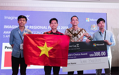 Đội tuyển BeeTech (ĐH Duy Tân) nhận giải Bình chọn tại chung kết Imagine Cup châu Á 2018