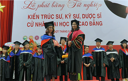 Đại học Duy Tân phát Bằng Tốt nghiệp đợt tháng 9/2018
