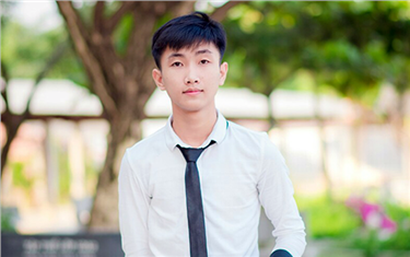 Clever and Charming Young Man Enrolls in DTU Software Engineering