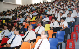 Hội nghị giao ban toàn trường Đại học Duy Tân
