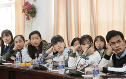 A delegation from Vinh Dinh High School visits DTU