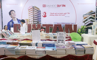 DTU Participates in the 2018 Hai Chau Book Fair