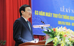 Chủ tịch Nước thăm Đại học Duy Tân
