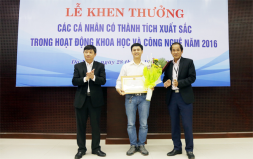 UBND TP Đà Nẵng trao thưởng cho Lĩnh vực Nghiên cứu Cơ bản