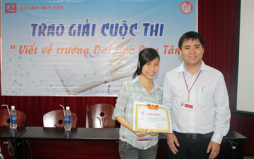 Trao giải cuộc thi “Viết về trường ĐH Duy Tân”