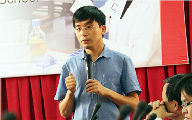 GS Việt đoạt giải Nghiên cứu Khoa học Xuất sắc tại Hội nghị Viễn thông hàng đầu