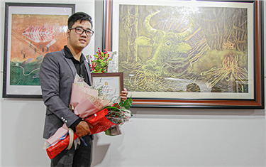 Giảng viên Đại học Duy Tân giành giải nhì Mỹ thuật Đà Nẵng 2020