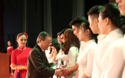 DTU Awards a Full Scholarship worth 800 million VND to K22 Valedictorian