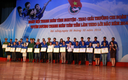 Tuổi trẻ Duy Tân Vinh danh tại Ngày hội Thanh niên Tình nguyện 2014