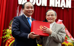 Đại học Duy Tân đón Huân chương Lao động hạng Nhì