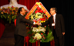 Lễ Phát Bằng Tốt nghiệp Thạc Sĩ, Kiến Trúc Sư, Kỹ Sư và Cử nhân Chính quy 2013