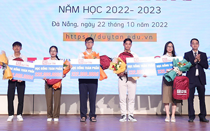ĐH Duy Tân cùng gói học bổng “khủng” dành cho các thí sinh điểm cao THPT 2023