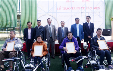 DTU  Donates  Ten Electric Wheelchairs  to the Disabled