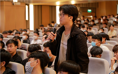 Sinh viên Hào hứng với Game Talk: “Nghề Game không khó vì có Gear lo”