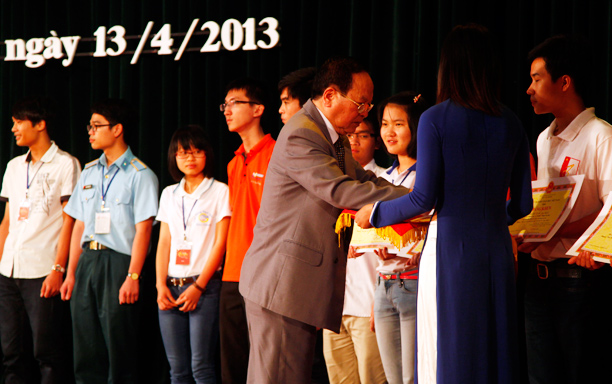 Đà Nẵng: Trao giải thưởng Olympic Toán học sinh viên toàn quốc