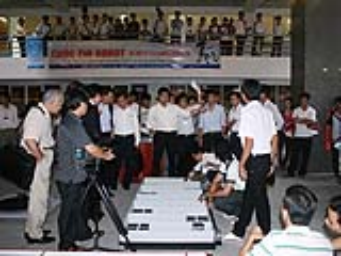 Robot Contest at Duy Tan University (DTU)