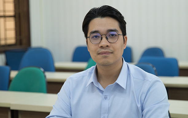 A Young Man from Quang Ngai Scores 9.0 on the IELTS English Exam