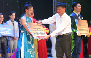 Sinh viên Đại học Duy Tân trở thành Á quân 2 cuộc thi Tài năng âm nhạc Việt 2023
