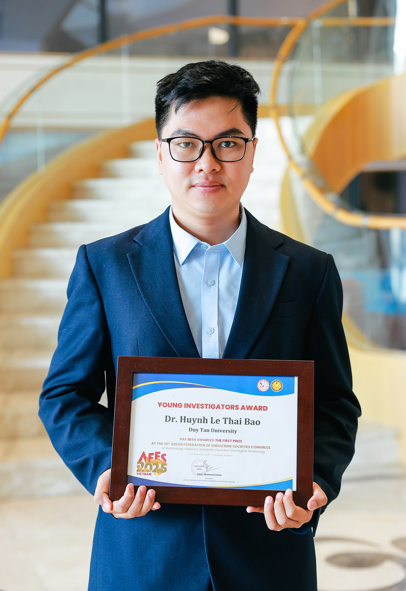 NCS.BS. Huỳnh Lê Thái Bão với giải Nhất Giải thưởng Nhà Nghiên cứu Trẻ
