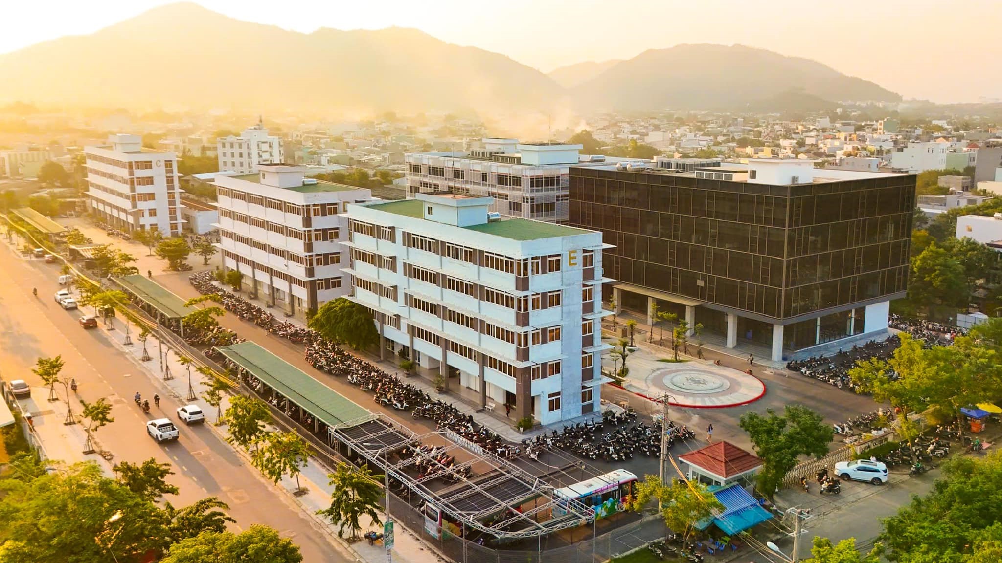 1 trong 5 campus đào tạo của Đại học Duy Tân tại Đà Nẵng