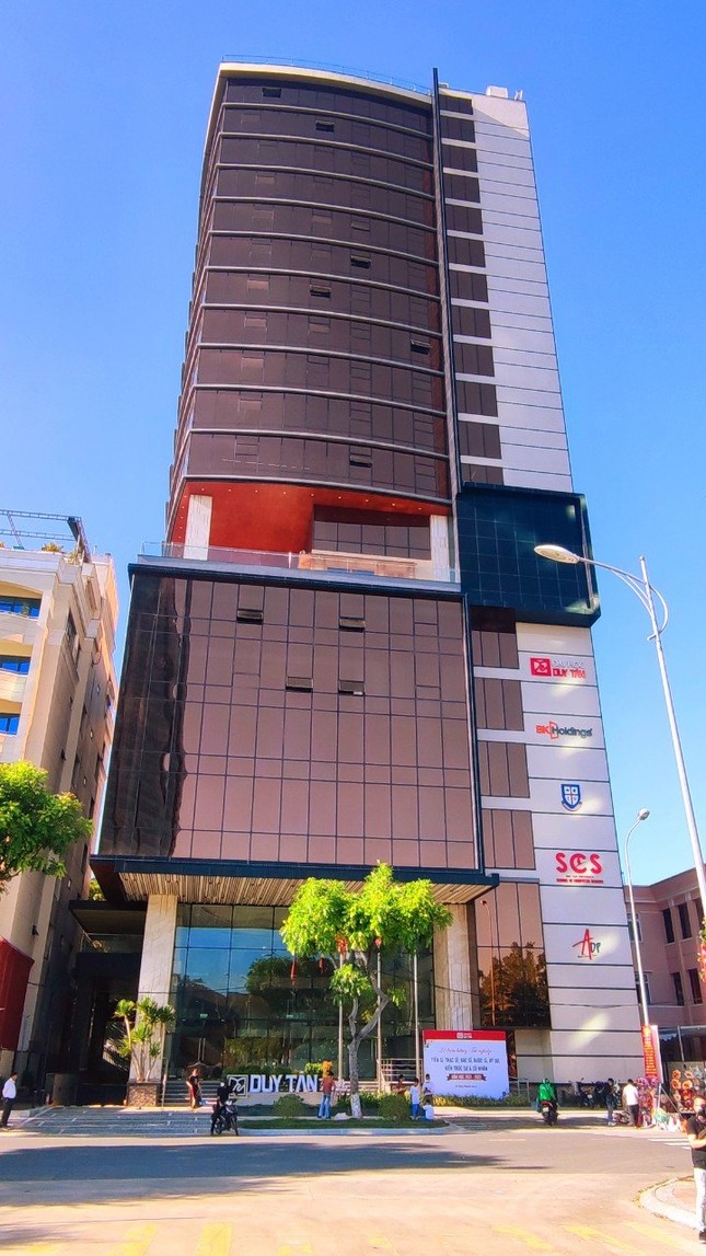 Tòa nhà của ĐH Duy Tân đặt tại số 3 Quang Trung, Tp. Đà Nẵng
