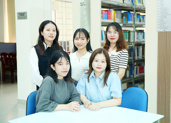 Các bạn sinh viên điều dưỡng của ĐH Duy Tân sẽ sang Nhật Bản làm việc vào tháng 3-2023