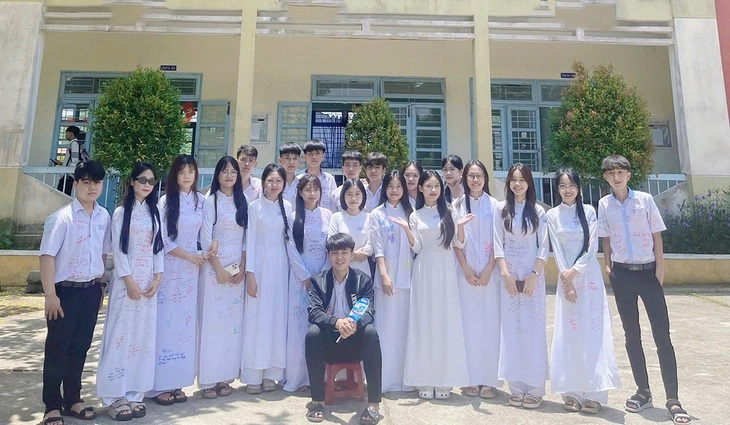 Thí sinh đạt 27,34/30 điểm với 10 điểm địa lý xét tuyển (NV1) vào ĐH Duy Tân