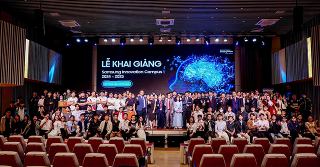 Samsung triển khai nhiều khóa đào tạo về AI, Big Data và IoT cho sinh viên DTU