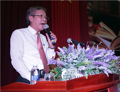 Đại học Duy Tân đón nhận Cờ Thi đua của Thủ tướng Chính phủ trong Lễ Khai giảng Năm học mới 2018 - 2019