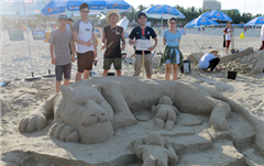 Khởi động Mùa hè với Cuộc thi “Xây tượng cát trên bãi biển Đà Nẵng 2016”