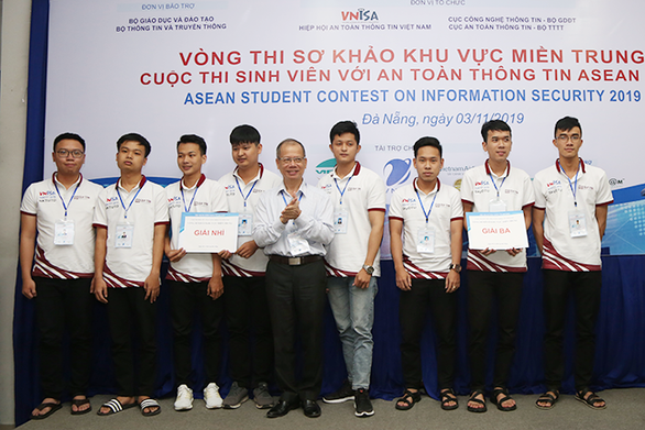 Sinh viên Duy Tân vô địch cuộc thi an toàn thông tin ASEAN