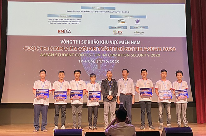 Sinh viên ĐH Duy Tân là đại diện duy nhất miền Trung vào chung kết